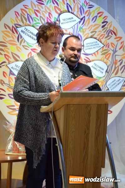 Zdjęcie w galerii na portalu naszwodzislaw.com: W PCKZiU otwarto nową siłownię na świeżym powietrzu wiadomości z regionu