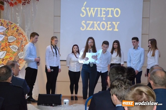 Zdjęcie w galerii na portalu naszwodzislaw.com: W PCKZiU otwarto nową siłownię na świeżym powietrzu wiadomości z regionu