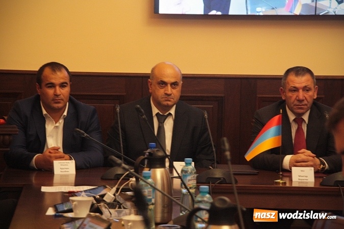 Zdjęcie w galerii na portalu naszwodzislaw.com: Wodzisław gości delegację z miasta partnerskiego w Armenii. Podpisano umowę o współpracy  wiadomości z regionu