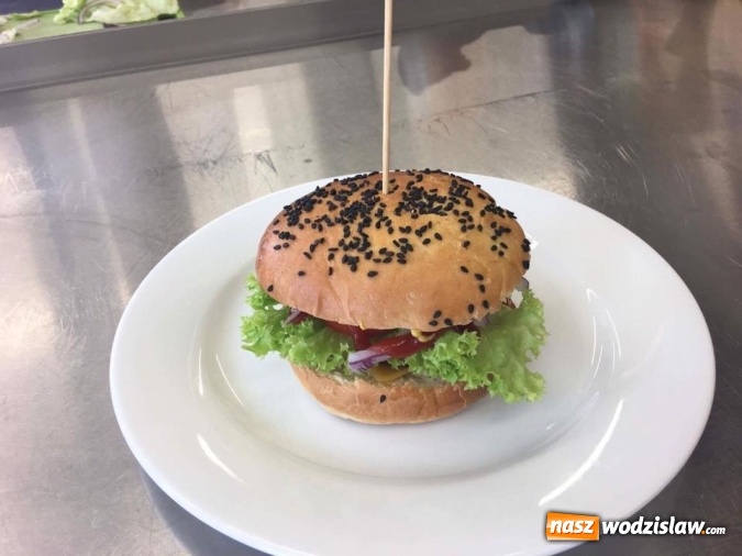 Zdjęcie w galerii na portalu naszwodzislaw.com: Zajęcia ze strzelania czy gotowania, czyli Tydzień Przedsiębiorczości w ZSP nr 2 w Rydułtowach  wiadomości z regionu