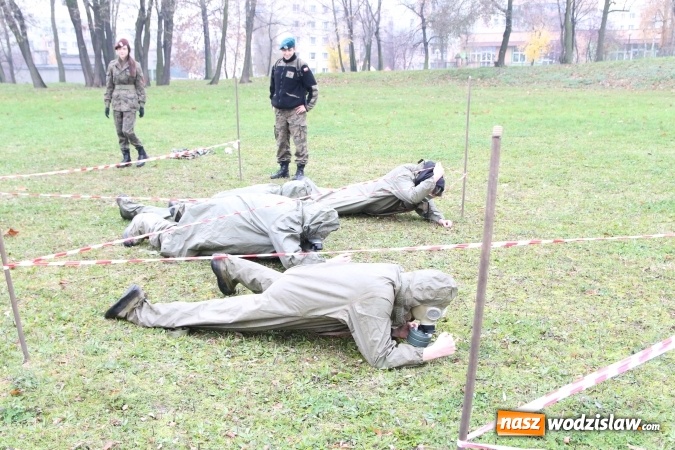 Zdjęcie w galerii na portalu naszwodzislaw.com: Zajęcia ze strzelania czy gotowania, czyli Tydzień Przedsiębiorczości w ZSP nr 2 w Rydułtowach  wiadomości z regionu