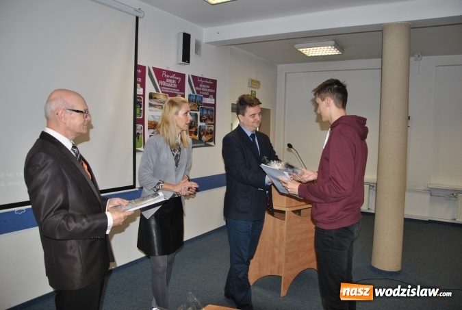 Zdjęcie w galerii na portalu naszwodzislaw.com: IV edycja konkursu Klimatyczny Armagedon w Zespole Szkół Technicznych  wiadomości z regionu