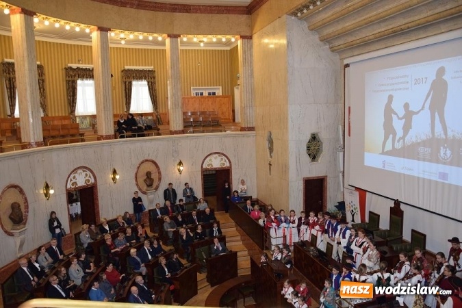 Zdjęcie w galerii na portalu naszwodzislaw.com: Mszana gminą przyjazną rodzinie - I miejsce w konkursie wiadomości z regionu