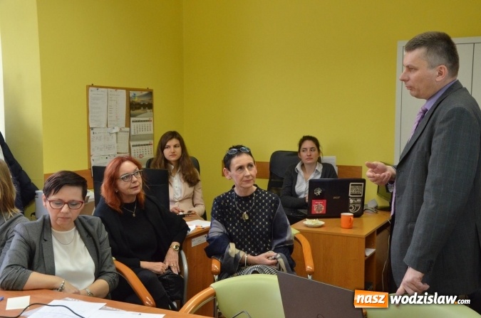 Zdjęcie w galerii na portalu naszwodzislaw.com: Z Koalicją o rodzicielstwie zastępczym wiadomości z regionu