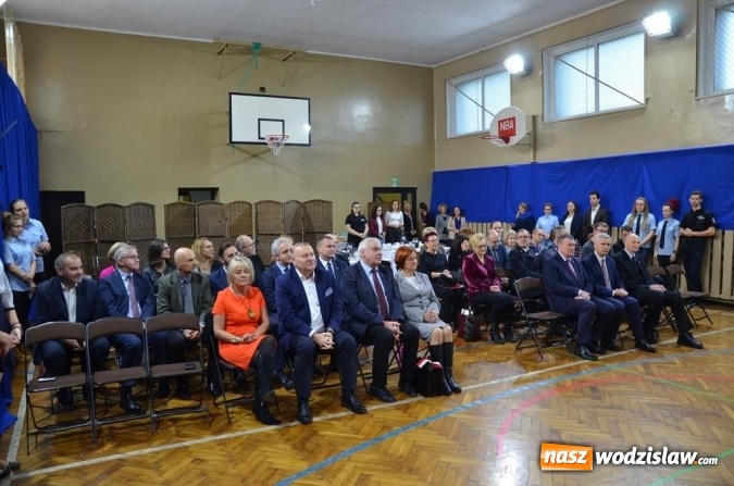 Zdjęcie w galerii na portalu naszwodzislaw.com: 40 lat czekali na boisko! W Rydułtowach powstał wielofunkcyjny obiekt sportowy  wiadomości z regionu
