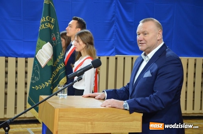 Zdjęcie w galerii na portalu naszwodzislaw.com: 40 lat czekali na boisko! W Rydułtowach powstał wielofunkcyjny obiekt sportowy  wiadomości z regionu