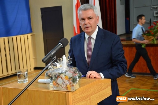 Zdjęcie w galerii na portalu naszwodzislaw.com: 40 lat czekali na boisko! W Rydułtowach powstał wielofunkcyjny obiekt sportowy  wiadomości z regionu