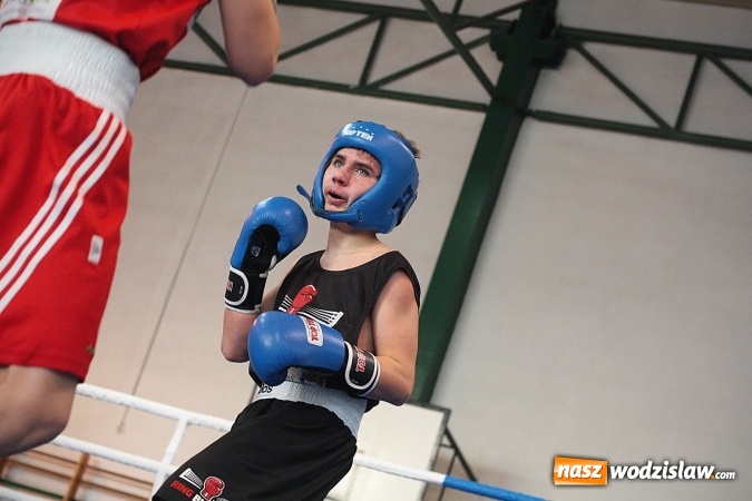 Zdjęcie w galerii na portalu naszwodzislaw.com: Boxing Day w Wodzisławiu Śląskim. Walczą i pomagają  wiadomości z regionu