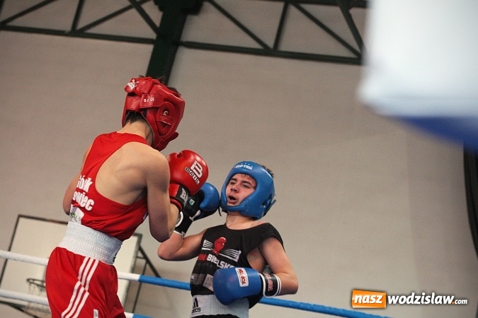 Zdjęcie w galerii na portalu naszwodzislaw.com: Boxing Day w Wodzisławiu Śląskim. Walczą i pomagają  wiadomości z regionu