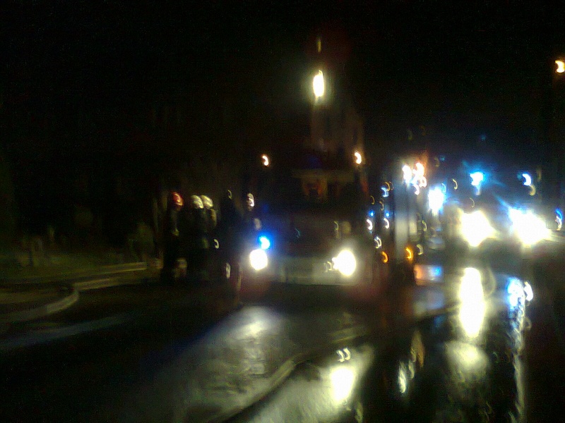 Zdjęcie w galerii na portalu naszwodzislaw.com: Groźny pożar w Radlinie wiadomości z regionu