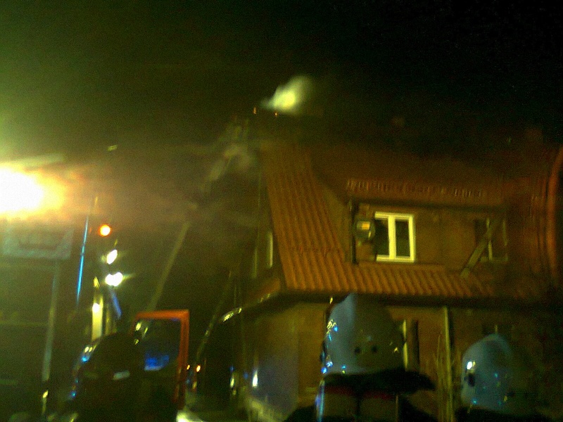 Zdjęcie w galerii na portalu naszwodzislaw.com: Groźny pożar w Radlinie wiadomości z regionu