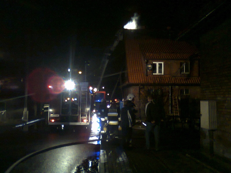 Zdjęcie w galerii na portalu naszwodzislaw.com: Groźny pożar w Radlinie wiadomości z regionu