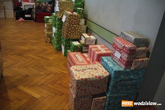 Zdjęcie w galerii na portalu naszwodzislaw.com: Szlachetna Paczka. 59 rodzin z naszego regionu otrzymało w tym roku pomoc  wiadomości z regionu