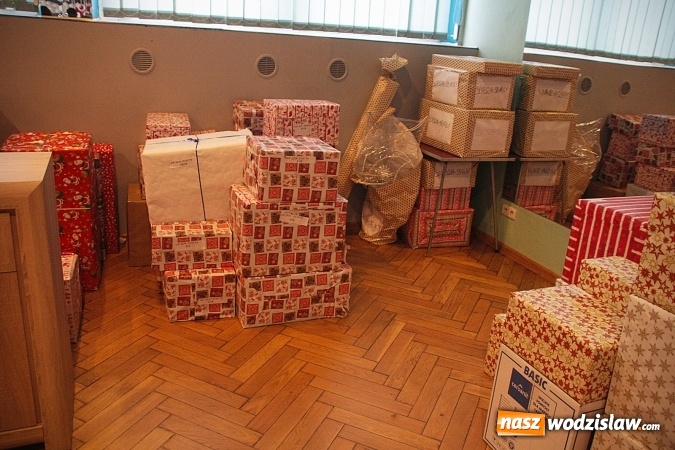 Zdjęcie w galerii na portalu naszwodzislaw.com: Szlachetna Paczka. 59 rodzin z naszego regionu otrzymało w tym roku pomoc  wiadomości z regionu