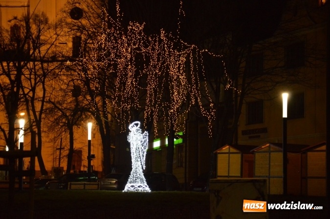 Zdjęcie w galerii na portalu naszwodzislaw.com: Pierwszy dzień Jarmarku Bożonarodzeniowego w Pszowie za nami wiadomości z regionu