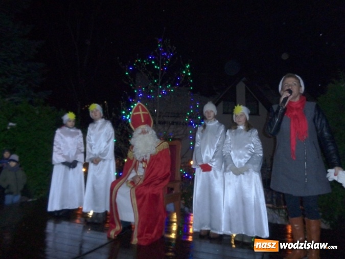 Zdjęcie w galerii na portalu naszwodzislaw.com: Mikołaj zawitał do ZSP numer 5  wiadomości z regionu