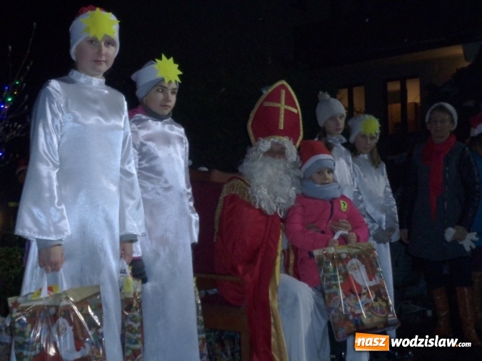 Zdjęcie w galerii na portalu naszwodzislaw.com: Mikołaj zawitał do ZSP numer 5  wiadomości z regionu