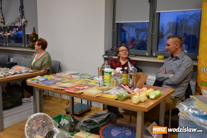 Zdjęcie w galerii na portalu naszwodzislaw.com: Kolejna edycja Jarmarku Pszczelego w Gorzycach  wiadomości z regionu