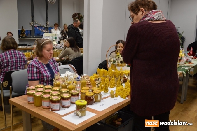 Zdjęcie w galerii na portalu naszwodzislaw.com: Kolejna edycja Jarmarku Pszczelego w Gorzycach  wiadomości z regionu