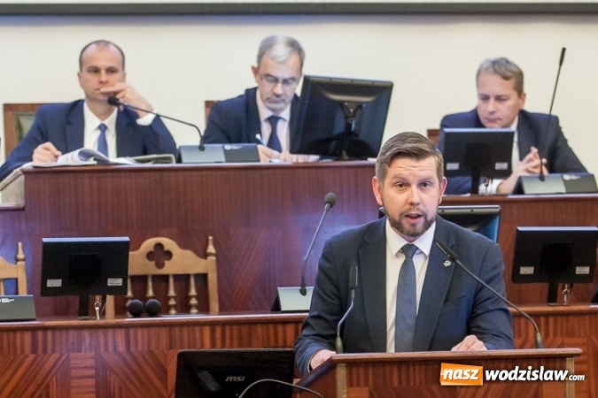 Zdjęcie w galerii na portalu naszwodzislaw.com: Wojewódzka Rada Dialogu Społecznego w Katowicach ponownie pochyliła się nad rządowym Programem dla Śląska  wiadomości z regionu