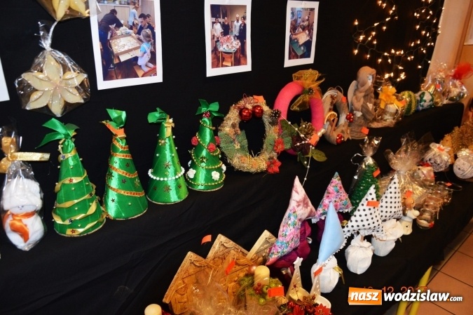 Zdjęcie w galerii na portalu naszwodzislaw.com: W świątecznym klimacie w Zespole Szkolno-Przedszkolnym nr 4 wiadomości z regionu