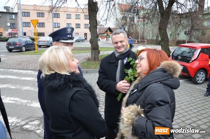 Zdjęcie w galerii na portalu naszwodzislaw.com: Marsz przeciw przemocy. Przeszli ulicami miasta wiadomości z regionu