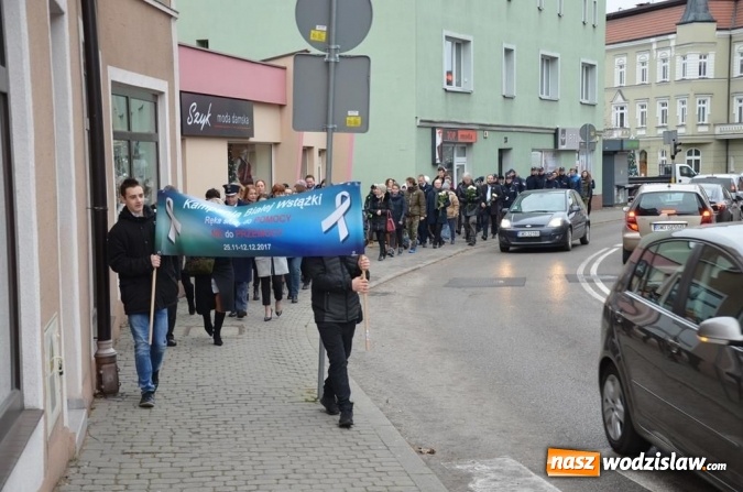 Zdjęcie w galerii na portalu naszwodzislaw.com: Marsz przeciw przemocy. Przeszli ulicami miasta wiadomości z regionu