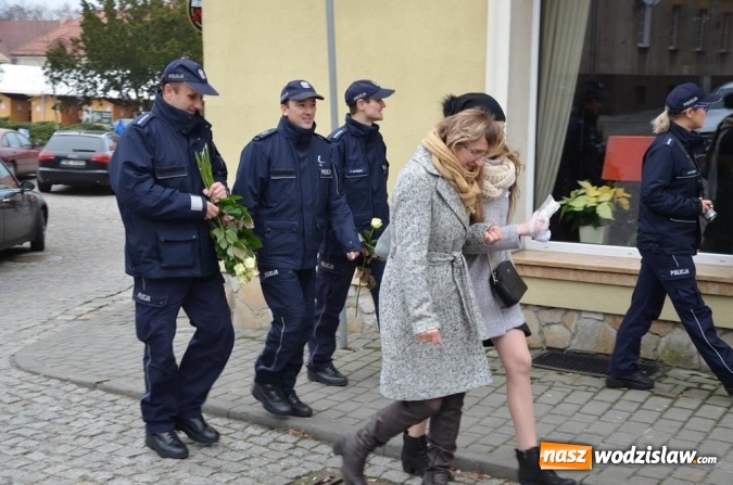 Zdjęcie w galerii na portalu naszwodzislaw.com: Marsz przeciw przemocy. Przeszli ulicami miasta wiadomości z regionu
