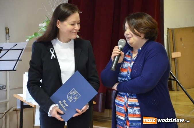 Zdjęcie w galerii na portalu naszwodzislaw.com: Marsz przeciw przemocy. Przeszli ulicami miasta wiadomości z regionu