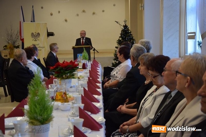 Zdjęcie w galerii na portalu naszwodzislaw.com: Złote i Diamentowe Gody w Gminnym Ośrodku Kultury i Rekreacji w Mszanie wiadomości z regionu