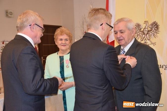 Zdjęcie w galerii na portalu naszwodzislaw.com: Złote i Diamentowe Gody w Gminnym Ośrodku Kultury i Rekreacji w Mszanie wiadomości z regionu