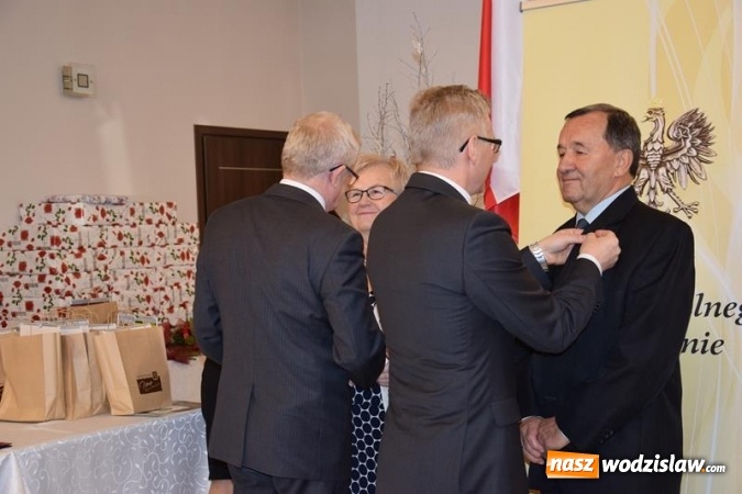 Zdjęcie w galerii na portalu naszwodzislaw.com: Złote i Diamentowe Gody w Gminnym Ośrodku Kultury i Rekreacji w Mszanie wiadomości z regionu