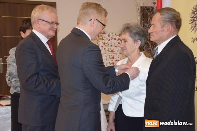 Zdjęcie w galerii na portalu naszwodzislaw.com: Złote i Diamentowe Gody w Gminnym Ośrodku Kultury i Rekreacji w Mszanie wiadomości z regionu