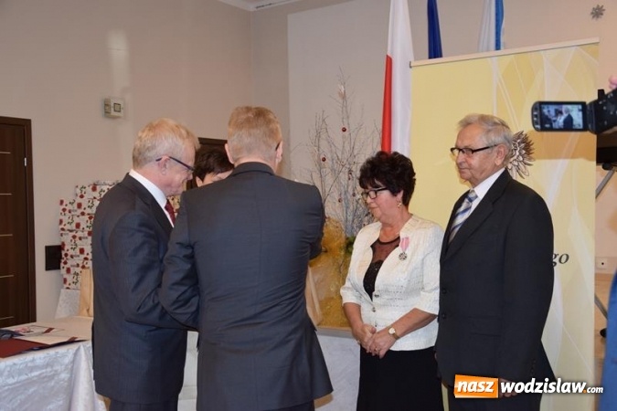 Zdjęcie w galerii na portalu naszwodzislaw.com: Złote i Diamentowe Gody w Gminnym Ośrodku Kultury i Rekreacji w Mszanie wiadomości z regionu