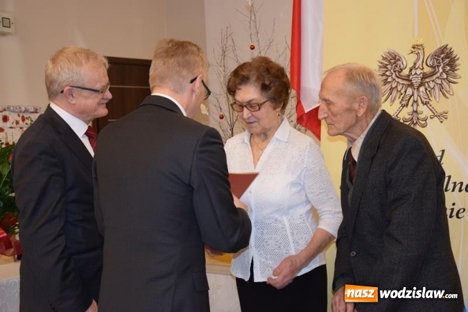Zdjęcie w galerii na portalu naszwodzislaw.com: Złote i Diamentowe Gody w Gminnym Ośrodku Kultury i Rekreacji w Mszanie wiadomości z regionu