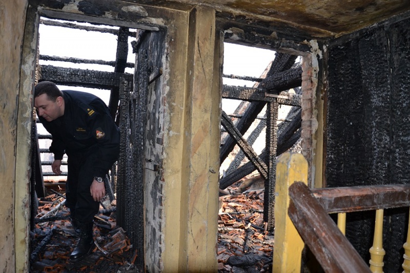 Zdjęcie w galerii na portalu naszwodzislaw.com: Dzień po pożarze wiadomości z regionu