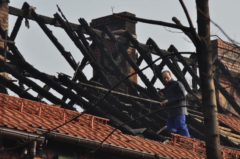 Zdjęcie w galerii na portalu naszwodzislaw.com: Dzień po pożarze wiadomości z regionu