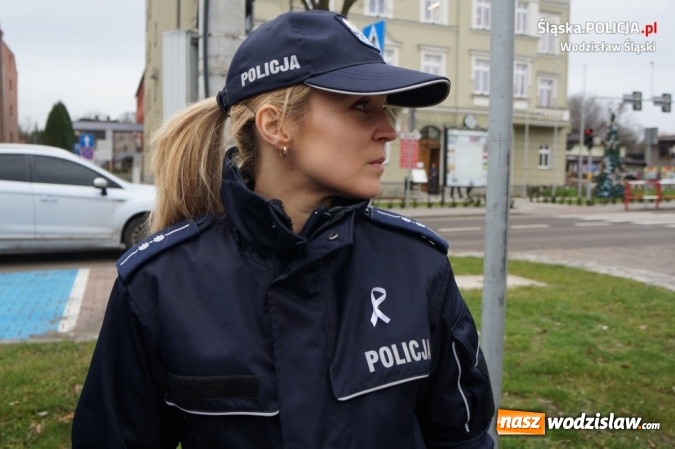 Zdjęcie w galerii na portalu naszwodzislaw.com: Kampania Białej Wstążki w Wodzisławiu Śląskim wiadomości z regionu