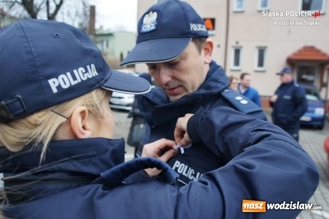 Zdjęcie w galerii na portalu naszwodzislaw.com: Kampania Białej Wstążki w Wodzisławiu Śląskim wiadomości z regionu