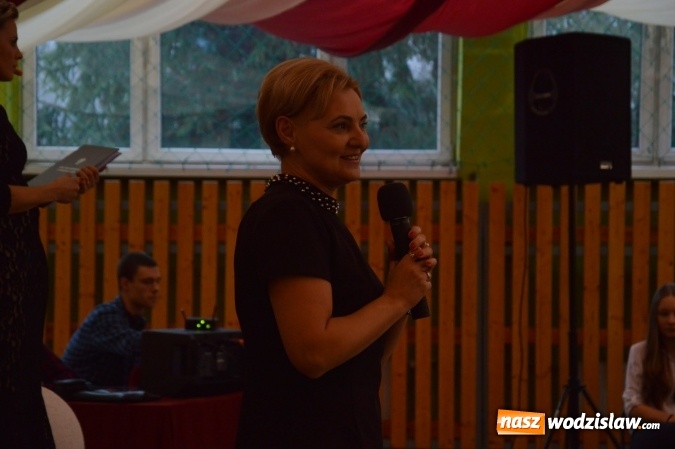 Zdjęcie w galerii na portalu naszwodzislaw.com: Druga edycja Fashion Day w Wodzisławiu, czyli pokaz mody w Ekonomiku  wiadomości z regionu