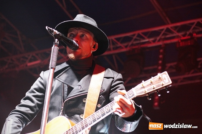 Zdjęcie w galerii na portalu naszwodzislaw.com: Feel na Wodzisławskim Jarmarku Bożonarodzeniowym. ZDJĘCIA  wiadomości z regionu