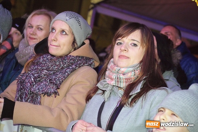 Zdjęcie w galerii na portalu naszwodzislaw.com: Feel na Wodzisławskim Jarmarku Bożonarodzeniowym. ZDJĘCIA  wiadomości z regionu