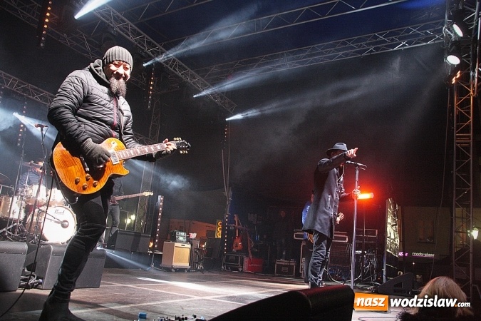 Zdjęcie w galerii na portalu naszwodzislaw.com: Feel na Wodzisławskim Jarmarku Bożonarodzeniowym. ZDJĘCIA  wiadomości z regionu