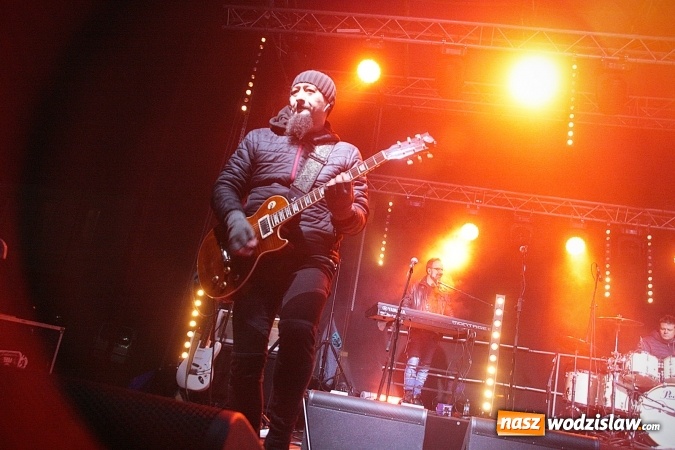 Zdjęcie w galerii na portalu naszwodzislaw.com: Feel na Wodzisławskim Jarmarku Bożonarodzeniowym. ZDJĘCIA  wiadomości z regionu