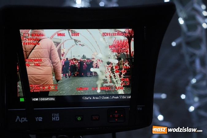 Zdjęcie w galerii na portalu naszwodzislaw.com: Szkoła z Rydułtów ze świątecznym utworem. Premiera jeszcze przed świętami!  wiadomości z regionu
