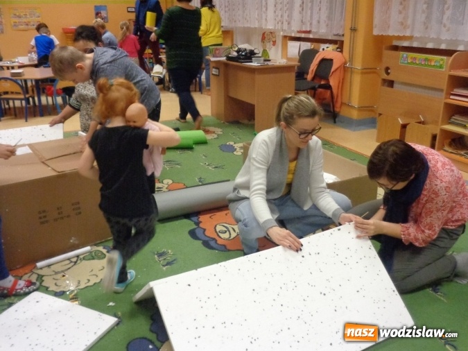 Zdjęcie w galerii na portalu naszwodzislaw.com: Nasze ekologiczne przedszkole – warsztaty z rodzicami w wodzisławskiej 18  wiadomości z regionu