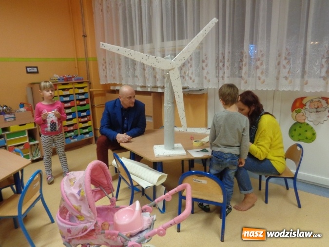 Zdjęcie w galerii na portalu naszwodzislaw.com: Nasze ekologiczne przedszkole – warsztaty z rodzicami w wodzisławskiej 18  wiadomości z regionu