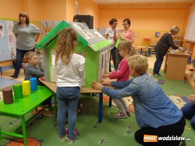 Zdjęcie w galerii na portalu naszwodzislaw.com: Nasze ekologiczne przedszkole – warsztaty z rodzicami w wodzisławskiej 18  wiadomości z regionu