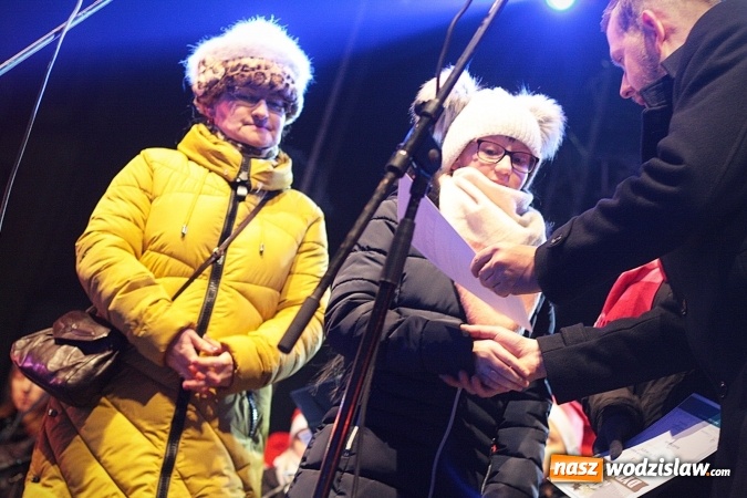 Zdjęcie w galerii na portalu naszwodzislaw.com: Mieszkańcy i władza przy świątecznym stole. Za nami Miejska Wigilia  wiadomości z regionu