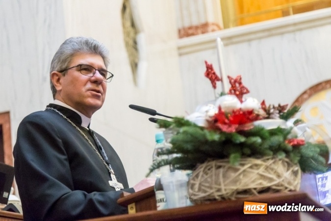 Zdjęcie w galerii na portalu naszwodzislaw.com: Betlejemskie światło rozpaliło Śląskie wiadomości z regionu